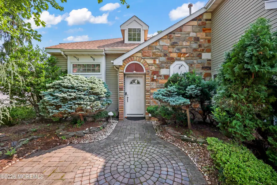 109 Kentucky Way, Freehold, NJ 07728 - #3