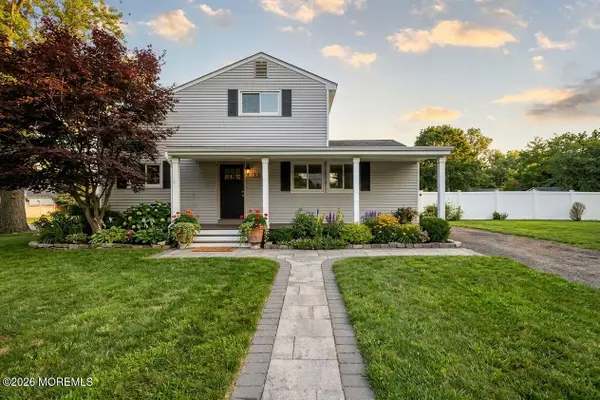 33 Alan Terrace, Howell, NJ 07731