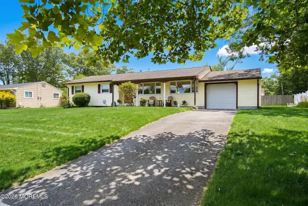 1047 Crystal Drive, Toms River, NJ 08753
