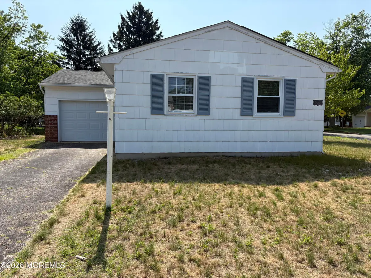 2 Sutherland Court, Toms River, NJ 08757 - #1