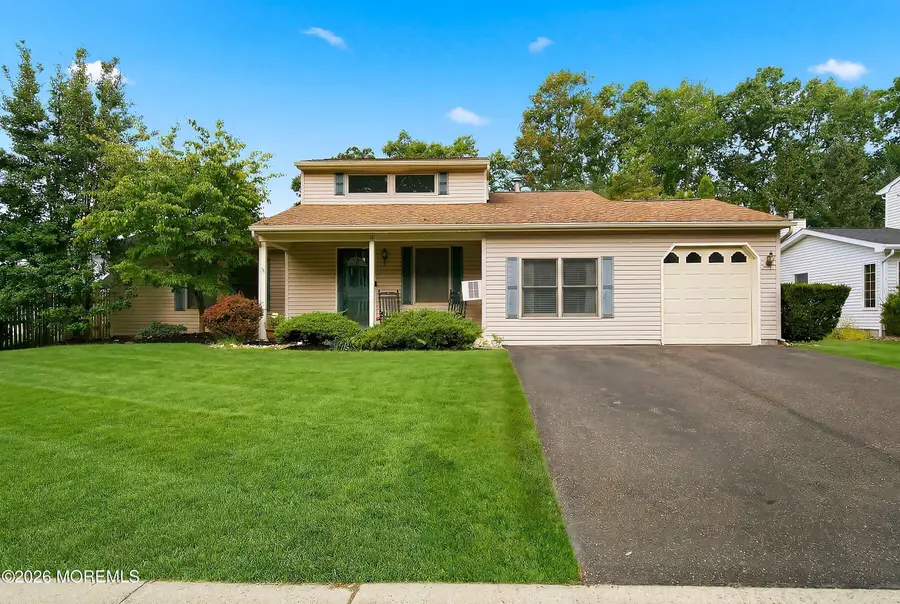 15 Honeysuckle Way, Howell, NJ 07731 - #2