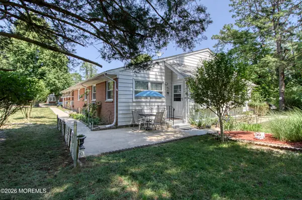 20 C Independence Parkway #C, Whiting, NJ 08759