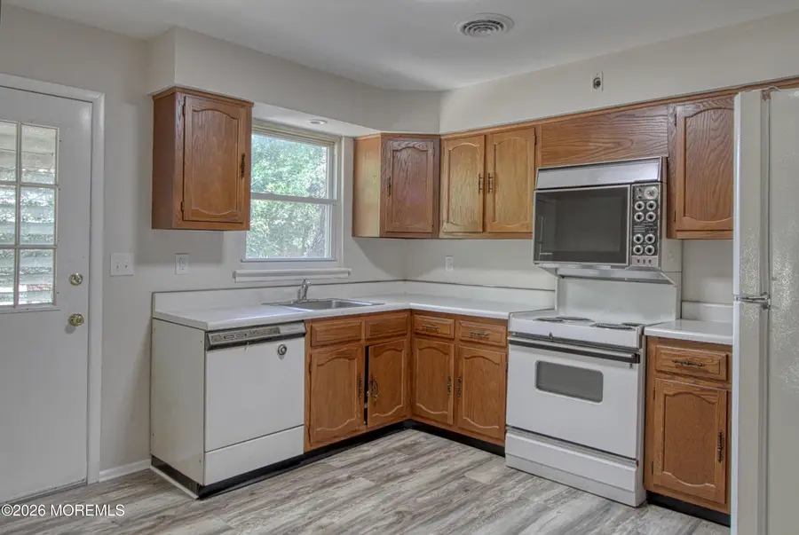 5 A Buckskin Court, Whiting, NJ 08759 - #2