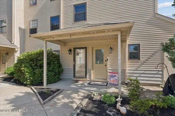 506 Violet Lane #506, Jackson, NJ 08527