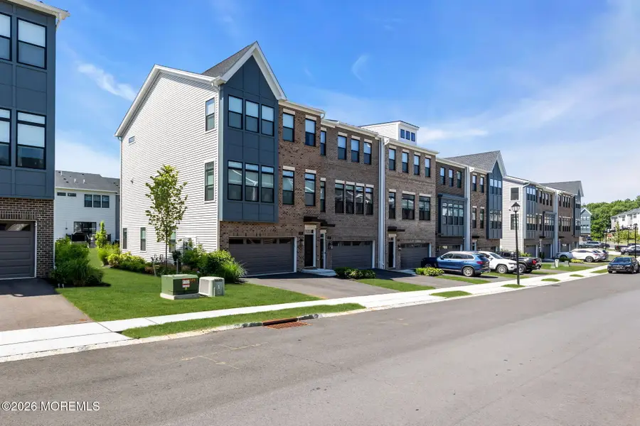 27 Linder Court, Middletown, NJ 07748 - #3