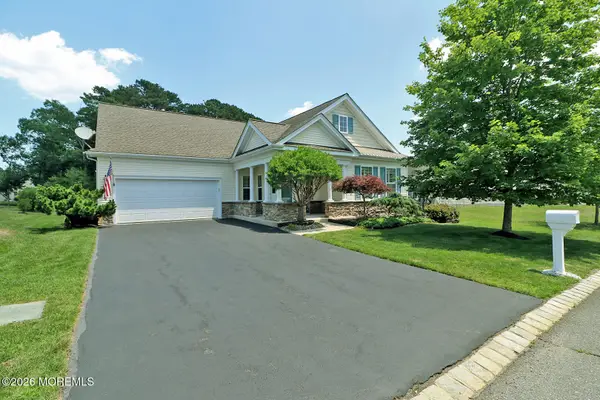 64 Heritage Point Boulevard, Barnegat, NJ 08005