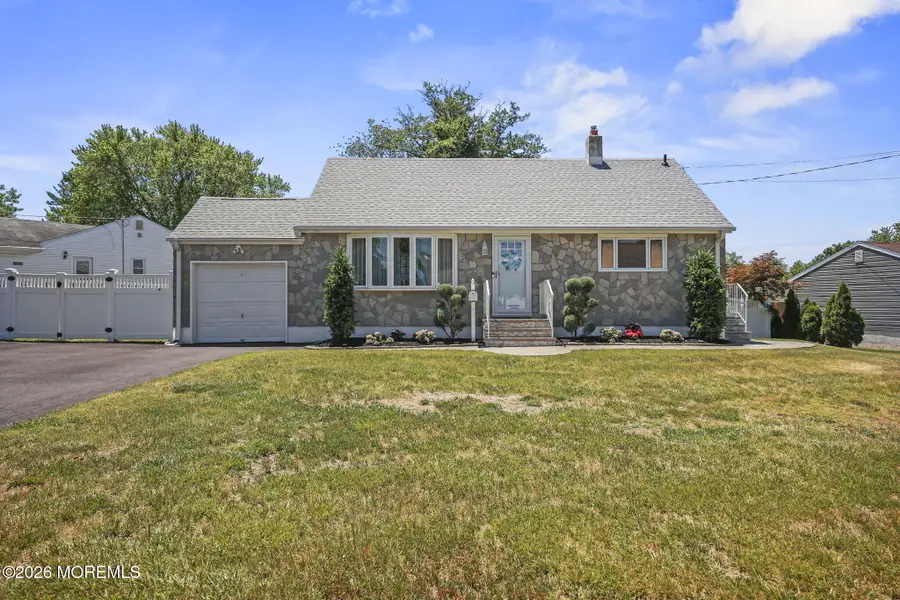 10 Rosemary Drive, Hazlet, NJ 07730 - #3