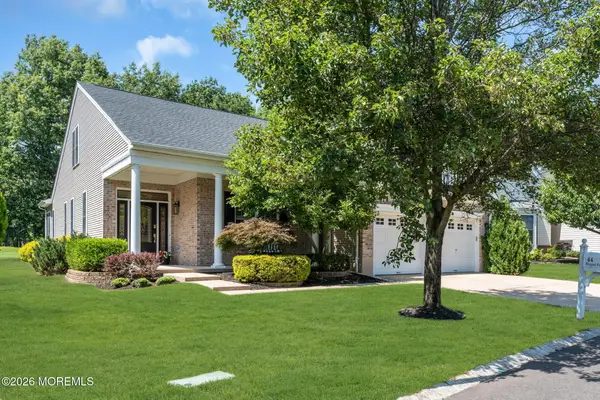 44 Winged Foot Road, Jackson, NJ 08527