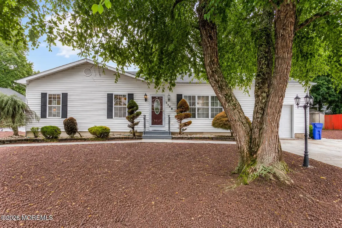1840 Commonwealth Boulevard, Toms River, NJ 08757 - #1