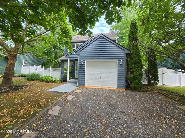 126 Constitution Drive, Egg Harbor Twp, NJ 08234