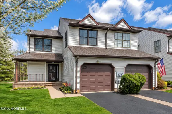 281 Longwood Drive #28-1, Manalapan, NJ 07726
