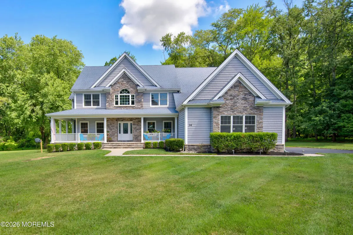 34 La Valley Drive, Manalapan, NJ 07726 - #1