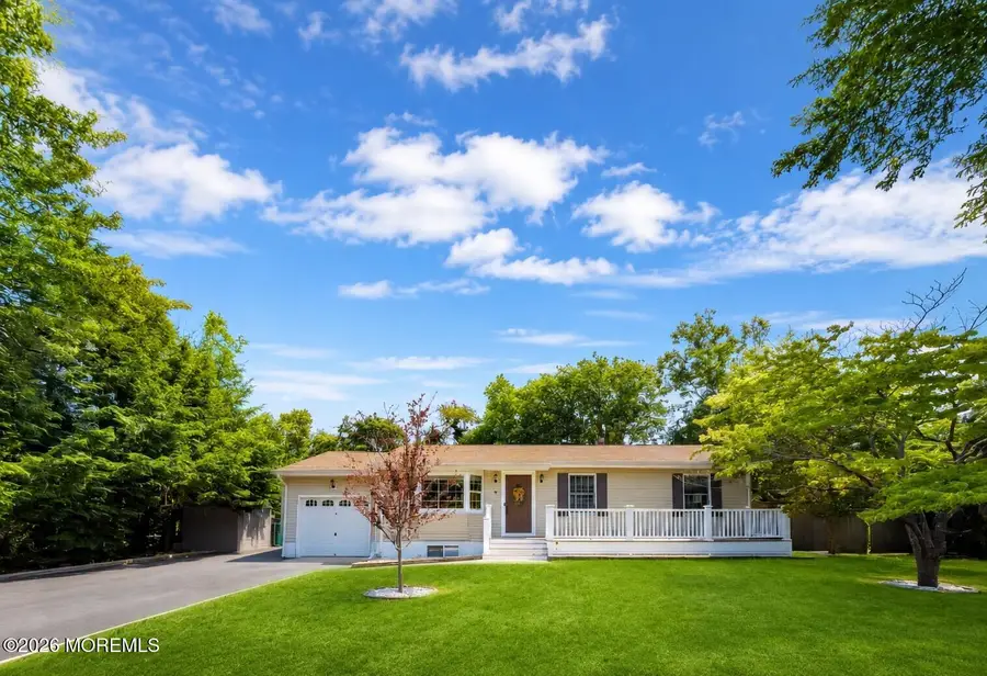 4 Glen Road, Howell, NJ 07731 - #2