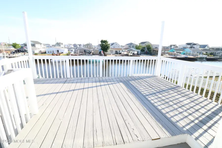 17 Delaware Drive, Mystic Island, NJ 08087 - #2