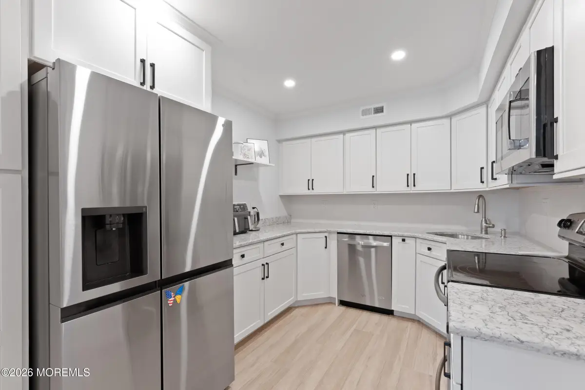 40 Wareham Court, Scotch Plains, NJ 07076 - #1