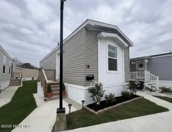 18 Avenue A, Hazlet, NJ 07730