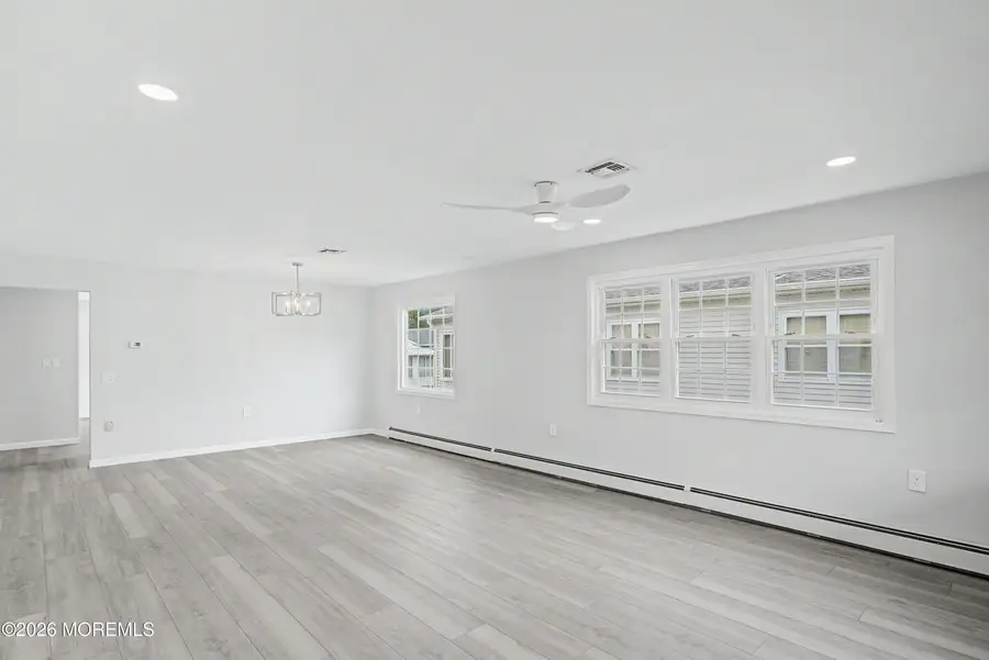23 Claremont Street #23, Toms River, NJ 08757 - #3