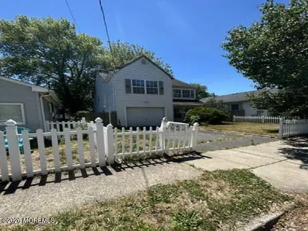 90 Monmouth Avenue, Middletown, NJ 07748