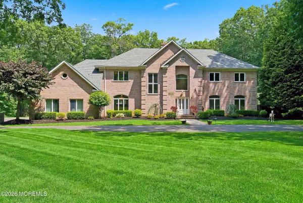 27 Westgate Court, Colts Neck, NJ 07722