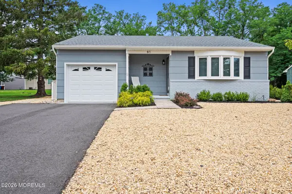 87 Eton Road, Toms River, NJ 08757