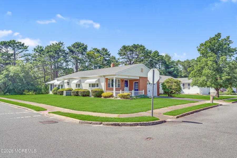 1 Selkirk Avenue, Toms River, NJ 08757 - #2