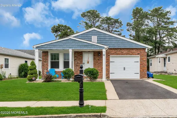 12 Plymouth Drive, Toms River, NJ 08757