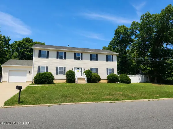 916 Buccaneer Lane, Manahawkin, NJ 08050