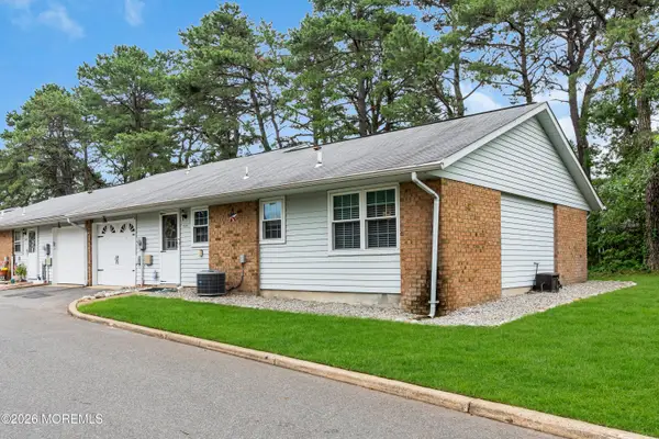 63A Cambridge Circle, Manchester, NJ 08759