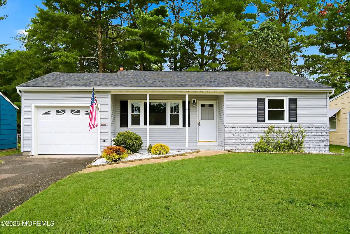 9 Hamilton Court, Toms River, NJ 08757 - #1
