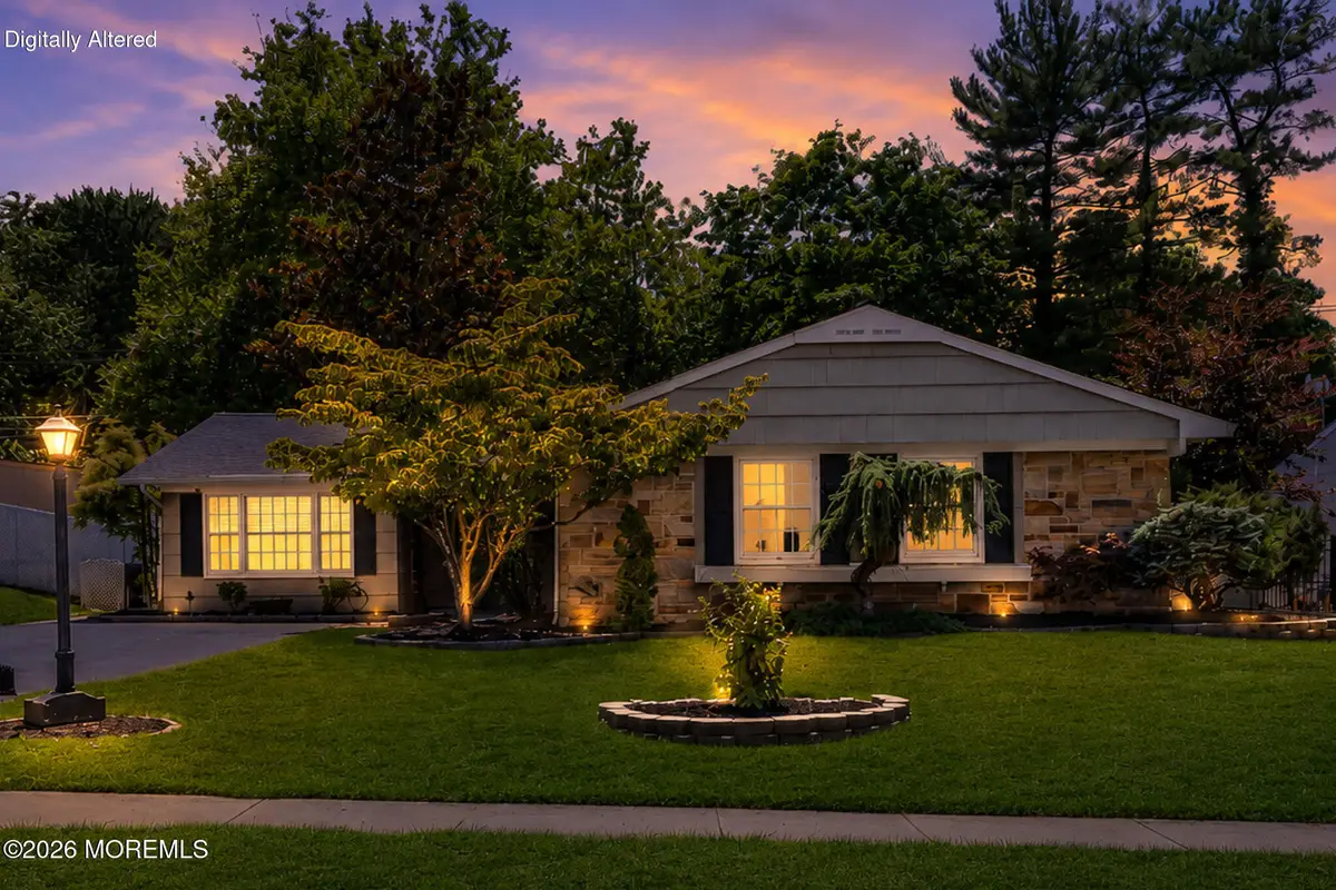 26 Inglewood Lane, Matawan, NJ 07747 - #1