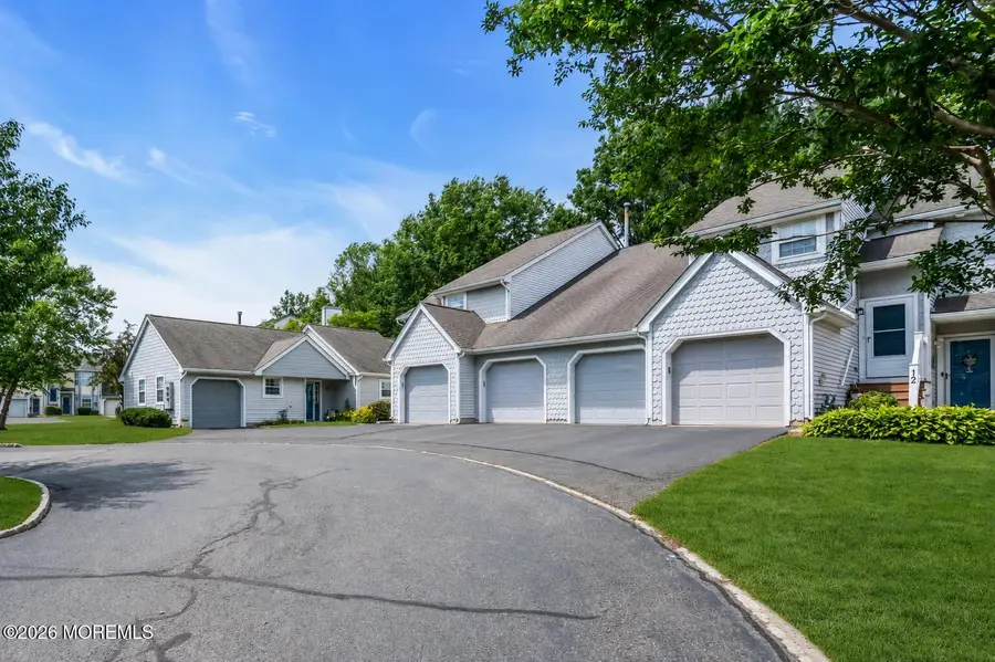 14 Evergreen Court, Freehold, NJ 07728 - #3