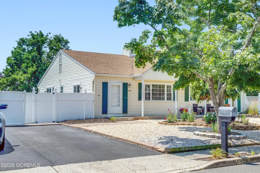604 Innkeeper Lane, Toms River, NJ 08753 - #3