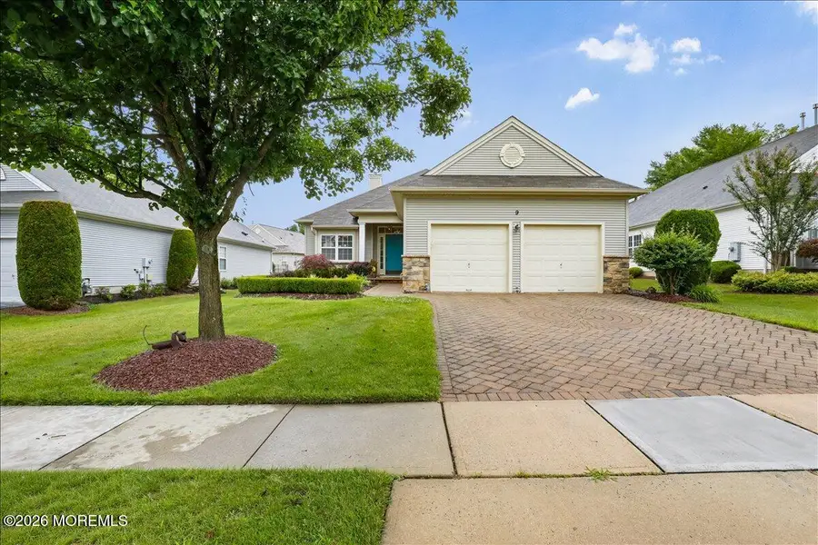 9 Derry Meeting Drive, Manalapan, NJ 07726 - #2