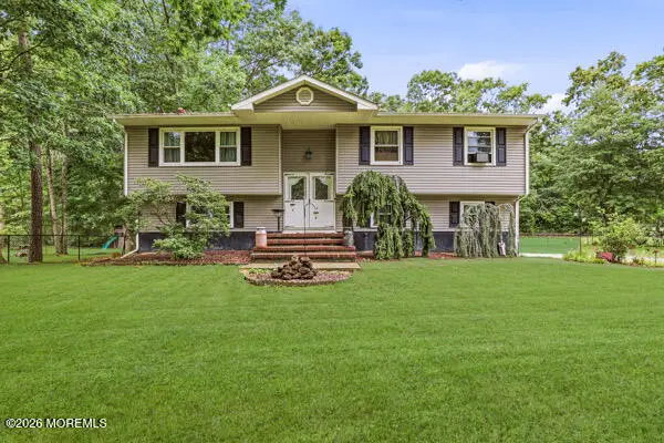84 Hope Chapel Road, Jackson, NJ 08527