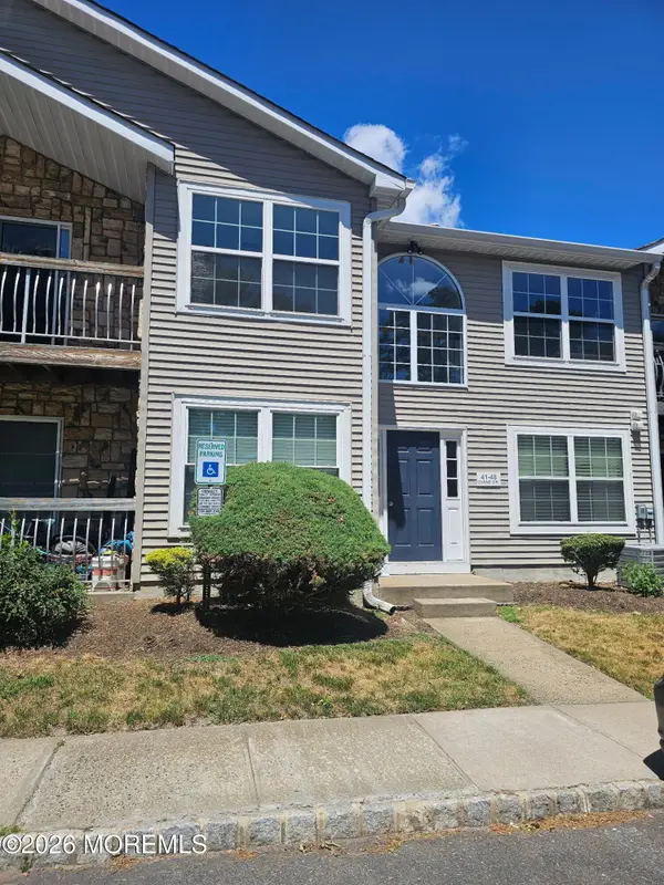 42 Diane Drive, Tinton Falls, NJ 07753