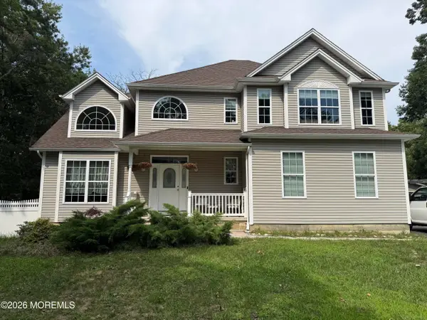 35 Lacey Road, Whiting, NJ 08759