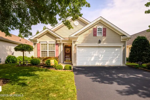 75 Huntington Drive, Jackson, NJ 08527