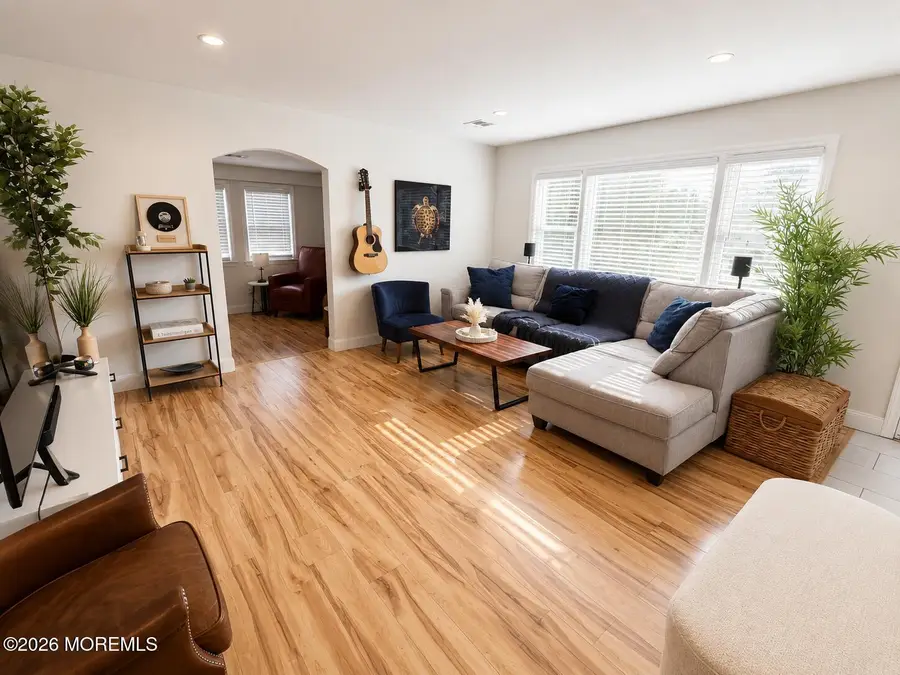 22 Woodhaven Road, Toms River, NJ 08753 - #3