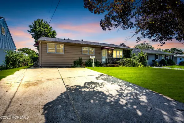 106 Kendall Drive, Sayreville Boro, NJ 08872
