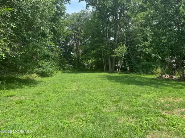 5 Davern Avenue, Hazlet, NJ 07730