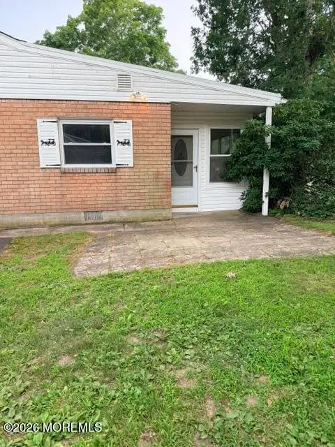 14 Willow Street #B, Toms River, NJ 08757
