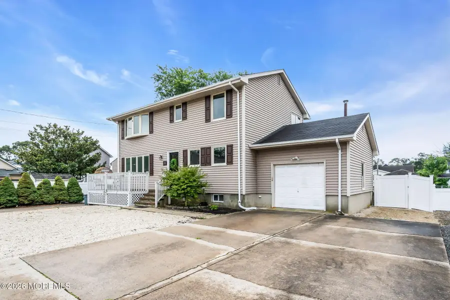 20 Lakewood Avenue, Ocean Gate, NJ 08740 - #3
