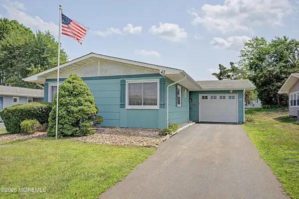 42 Patmore Road, Brick, NJ 08724