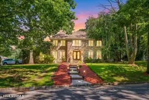 19 Cherokee Road, East Brunswick, NJ 08816