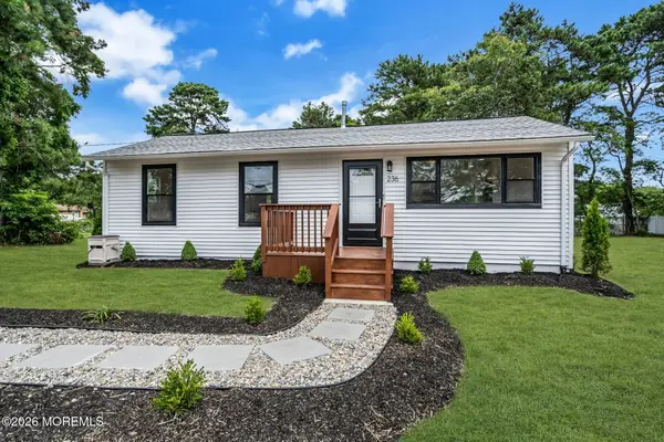 236 Orangewood Drive, Brick, NJ 08723
