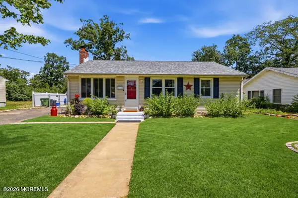 424 Prospect Avenue, Pine Beach, NJ 08741