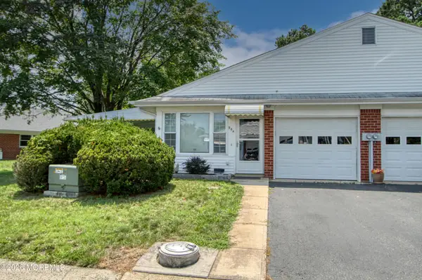 96 A Fairway Lane, Whiting, NJ 08759
