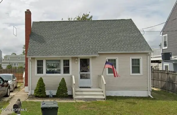 15 Joshua Drive, Manahawkin, NJ 08050