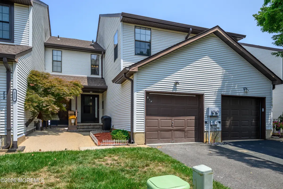 213 Longwood Drive #21-3, Englishtown, NJ 07726 - #1