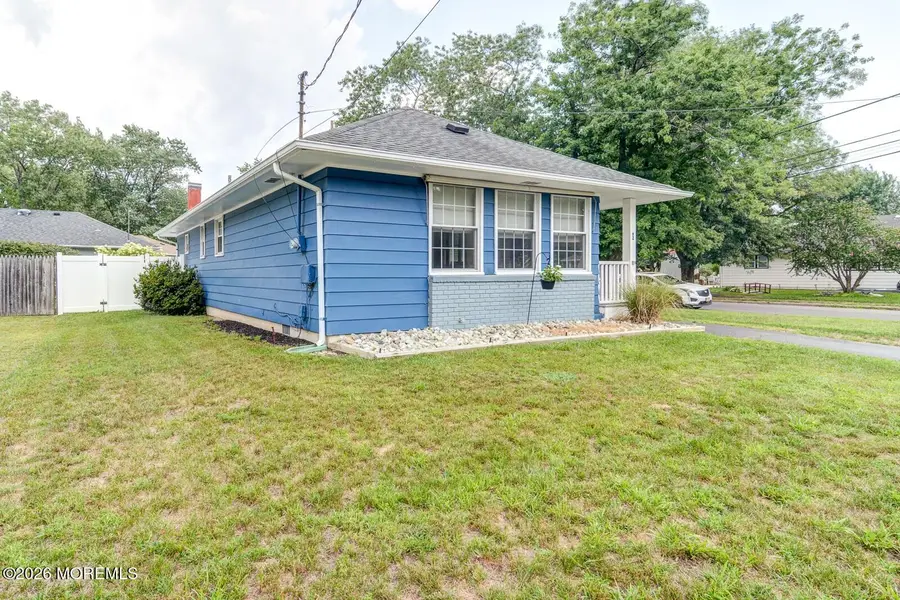 2 Catalina Court, Toms River, NJ 08753 - #3